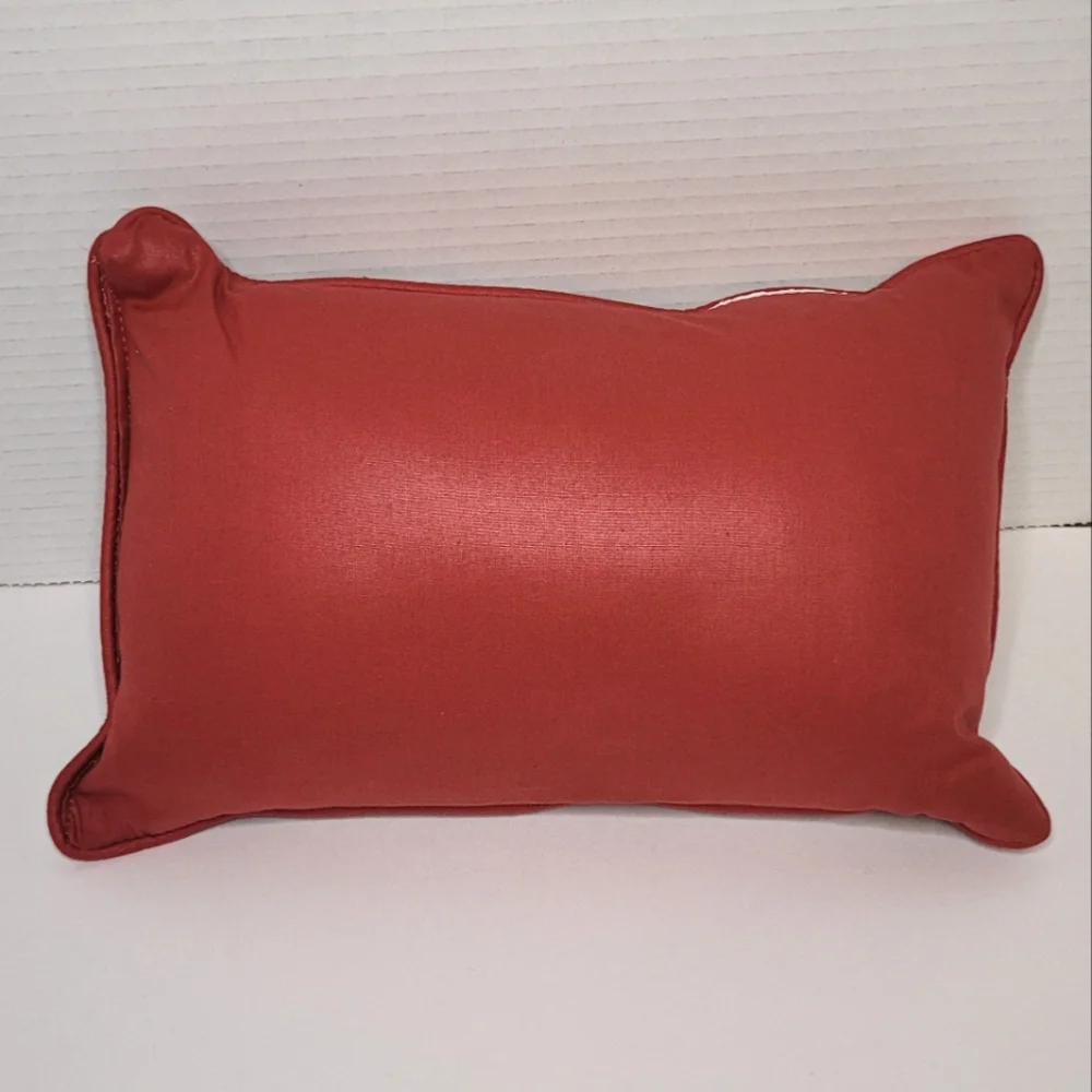 Berry Kissmas Tapestry Christmas Holiday Throw Pillow